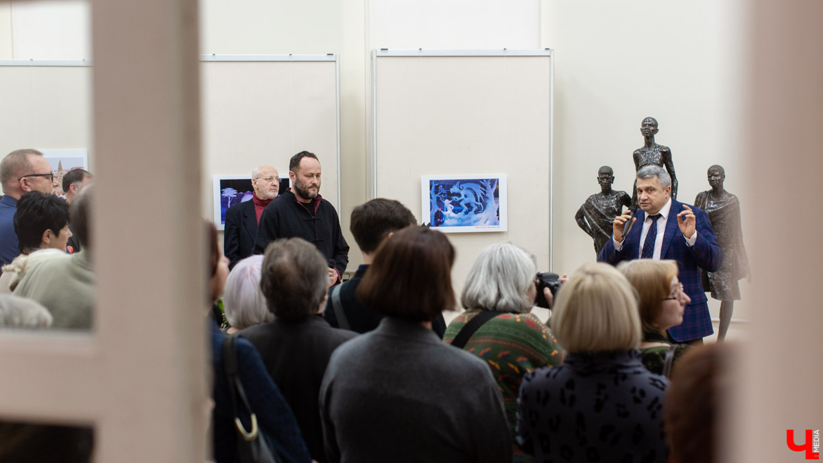 Персональная выставка скульптора Ильи Шанина открылась в Центре ИЗО во Владимире