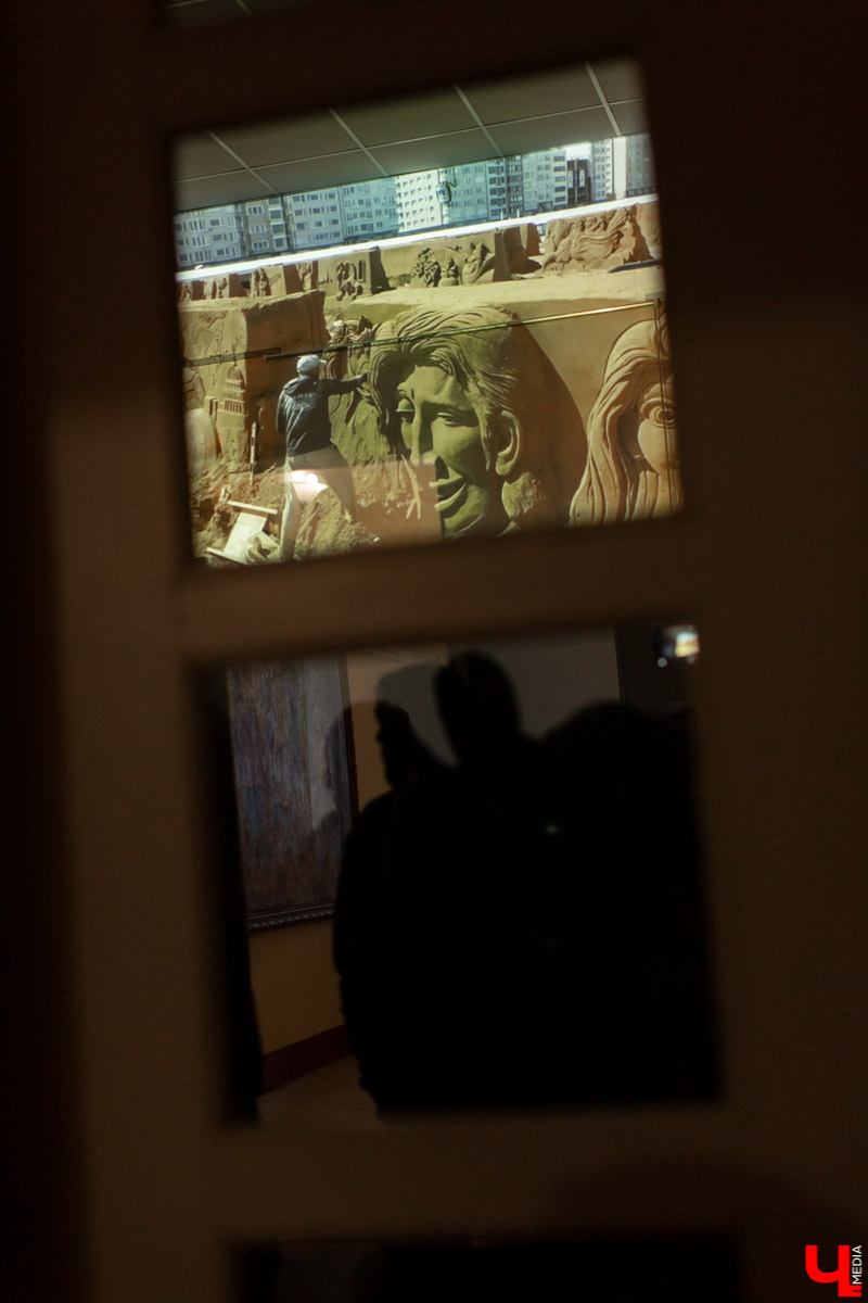 Персональная выставка скульптора Ильи Шанина открылась в Центре ИЗО во Владимире