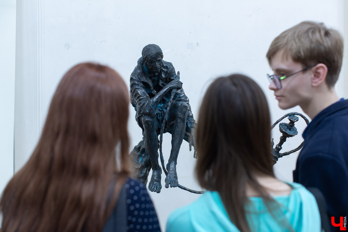 Персональная выставка скульптора Ильи Шанина открылась в Центре ИЗО во Владимире