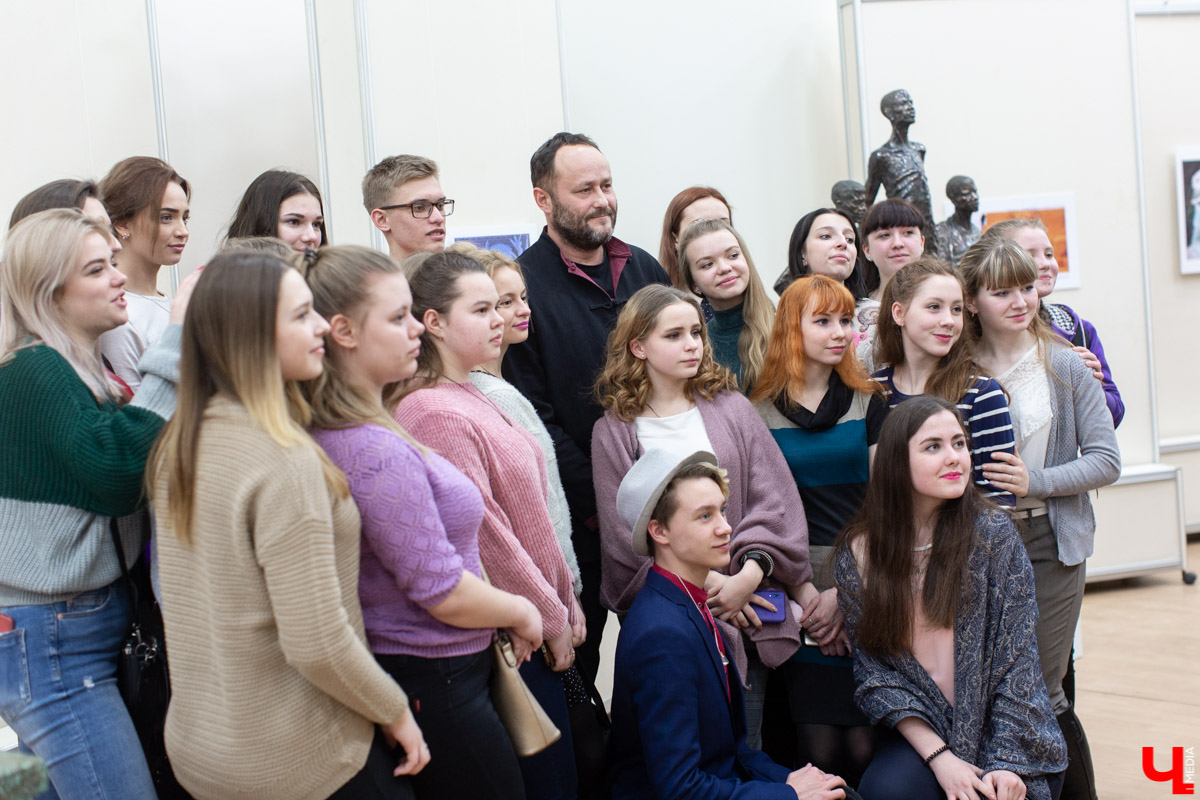 Персональная выставка скульптора Ильи Шанина открылась в Центре ИЗО во Владимире