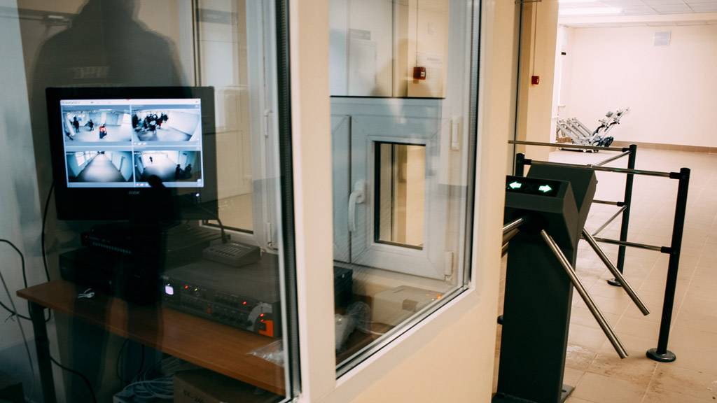 Эта неделя была богата на важные события из сферы образования. Новые турникеты, строительство школы в Коммунаре и проект “Путевка в жизнь”. Вот о чем стоит знать, если ваш ребенок ходит в школу или только туда собирается