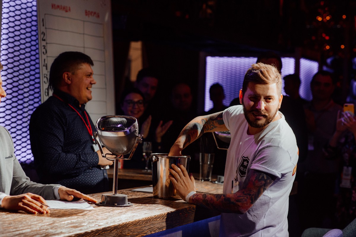 Во владимирском рестобаре “Пятница” соревновались бартендеры Владимира, Мурома и Москвы