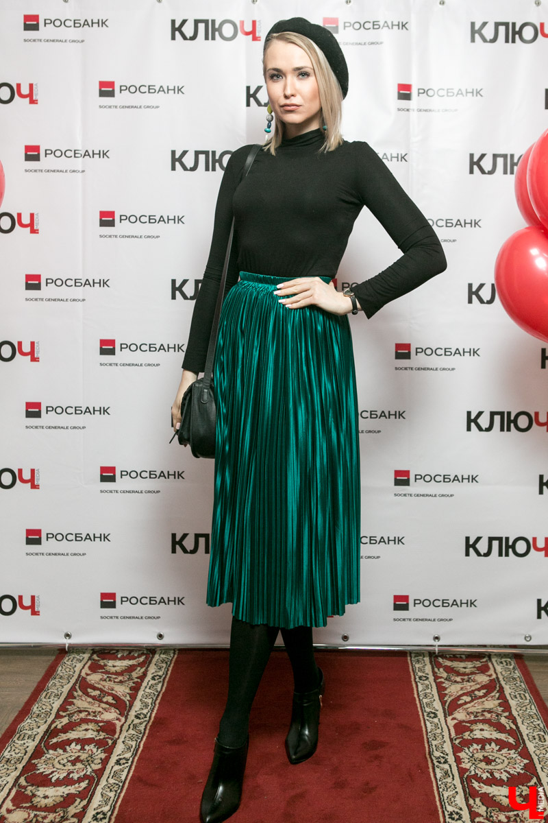 Выбрали 10 запоминающихся и ярких нарядов церемонии и узнали, как правильно собираться на светские вечеринки