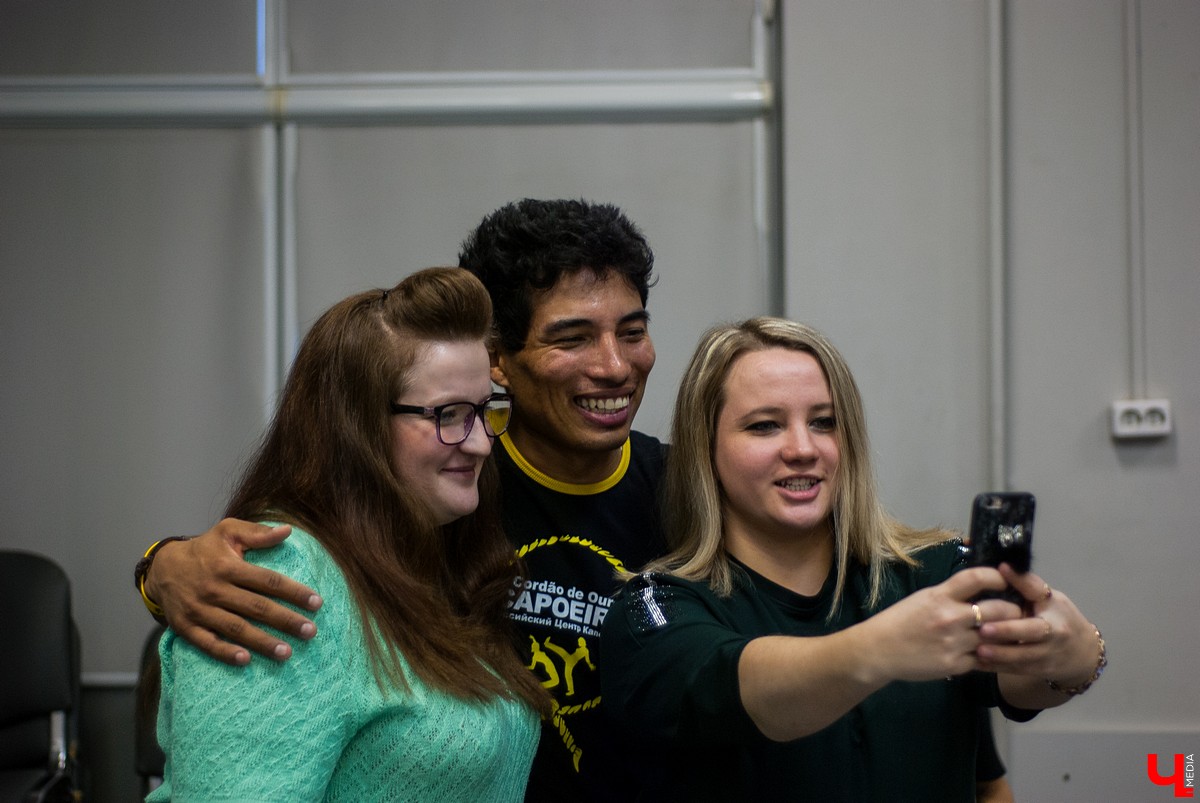 Интервью с бразильцем Вэлвесом Тонни о России, достопримечательностях и русских девушках