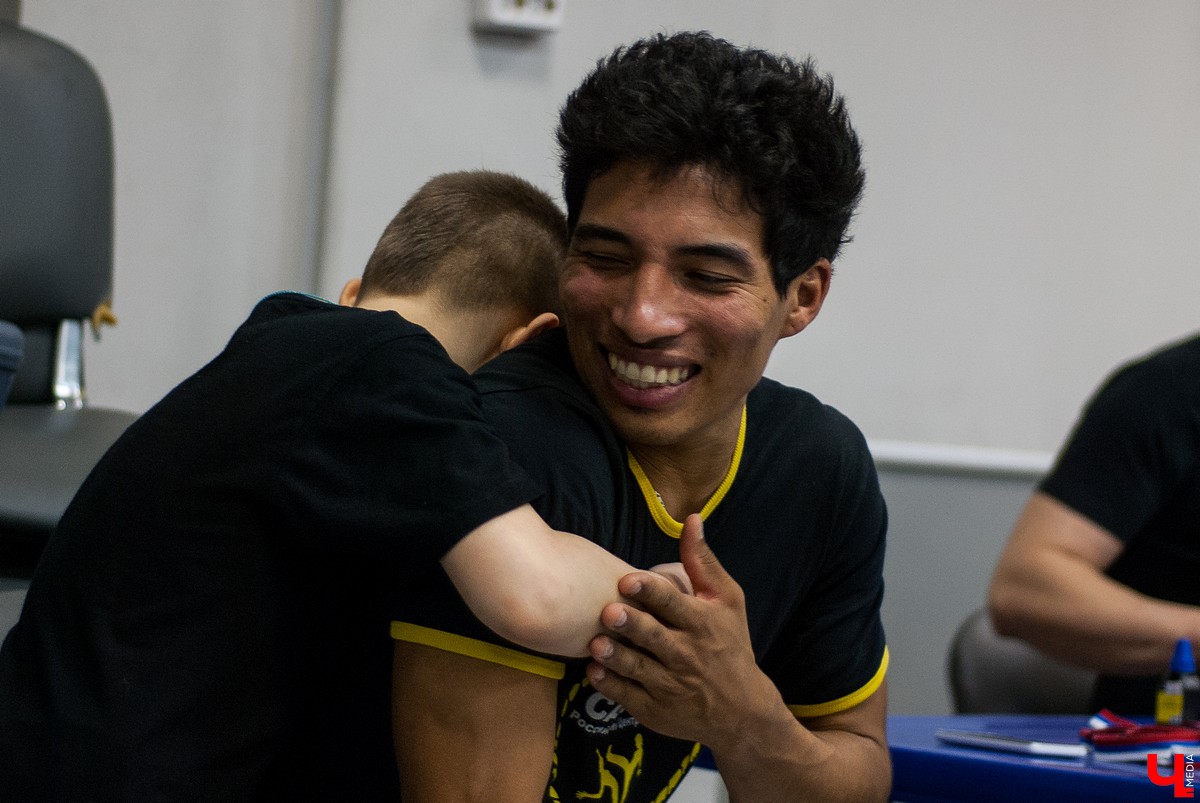 Интервью с бразильцем Вэлвесом Тонни о России, достопримечательностях и русских девушках