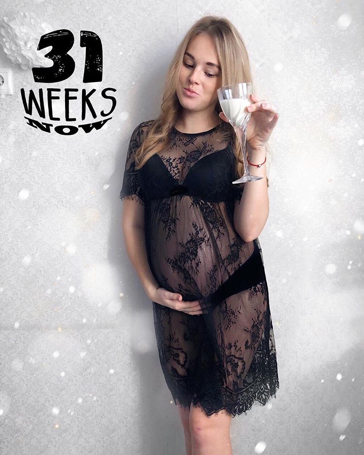 Обзор фотографий будущих мам из “Инстаграм”