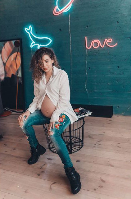 Обзор фотографий будущих мам из “Инстаграм”