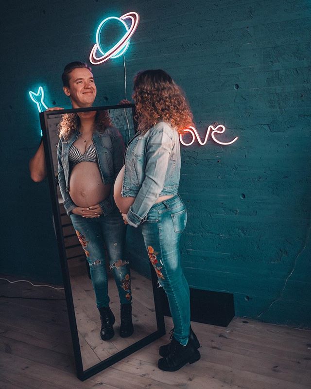 Обзор фотографий будущих мам из “Инстаграм”