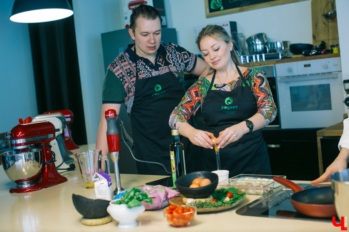 В кулинарном проект “Ключ-Медиа” оперный певец с мировой известностью Василий Хорошев понял, что может быть полезен на кухне своей жене Анастасии