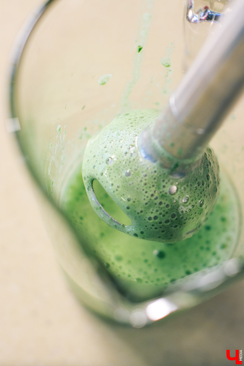 В кулинарном проект “Ключ-Медиа” оперный певец с мировой известностью Василий Хорошев понял, что может быть полезен на кухне своей жене Анастасии