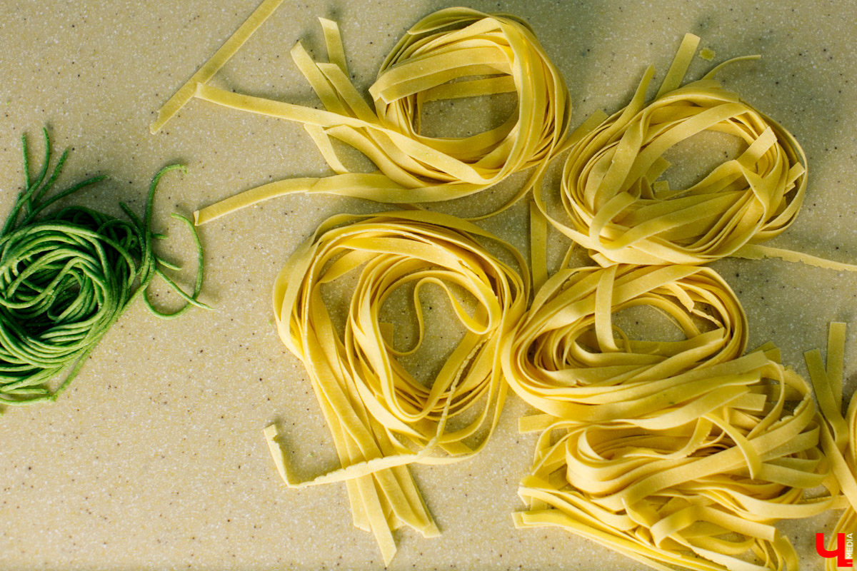 В кулинарном проект “Ключ-Медиа” оперный певец с мировой известностью Василий Хорошев понял, что может быть полезен на кухне своей жене Анастасии