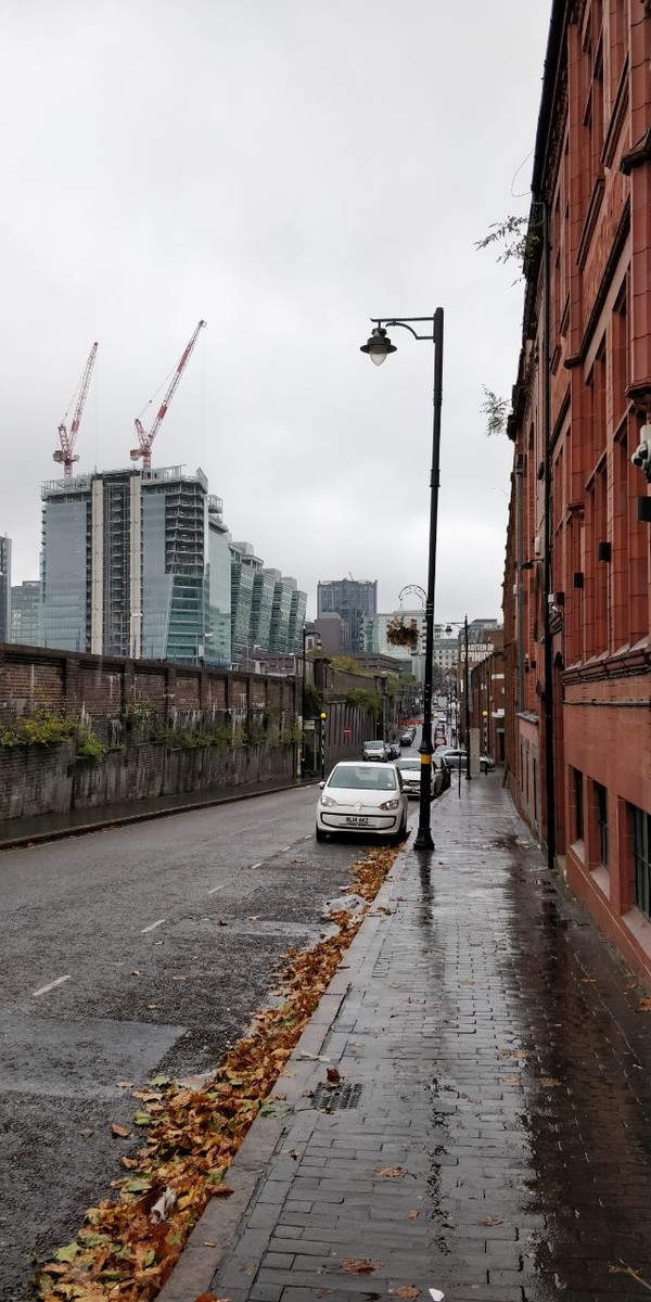 Заядлый владимирский путешественник Даниэль Левашов составил топ-5 разоблачений самых распространенных стереотипов о жизни англичан, исходя из собственной практики