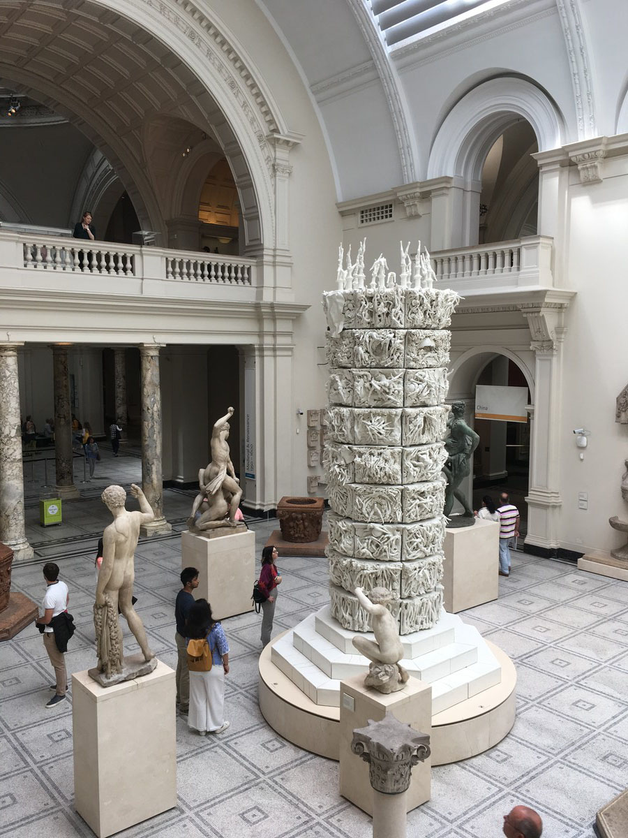 Заядлый владимирский путешественник Даниэль Левашов составил топ-5 разоблачений самых распространенных стереотипов о жизни англичан, исходя из собственной практики