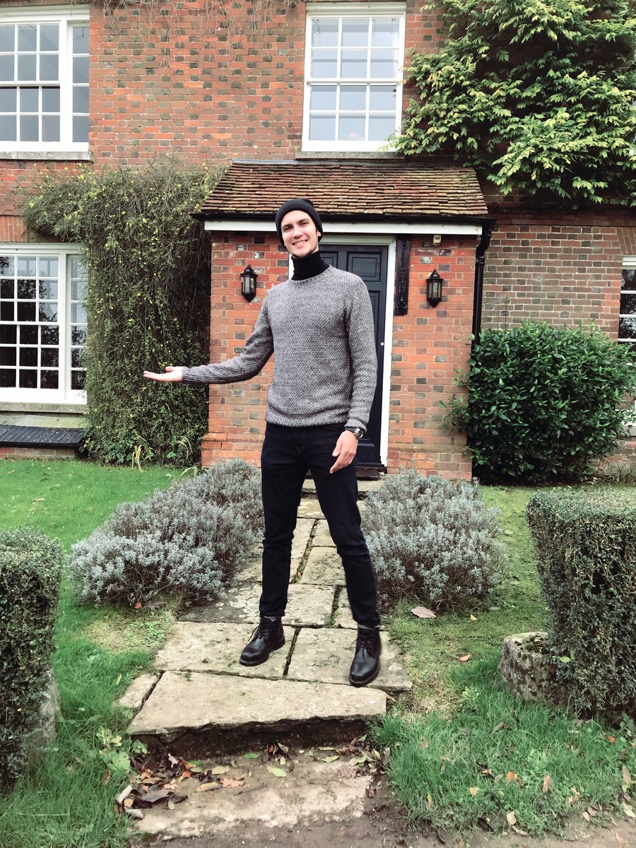 Заядлый владимирский путешественник Даниэль Левашов составил топ-5 разоблачений самых распространенных стереотипов о жизни англичан, исходя из собственной практики