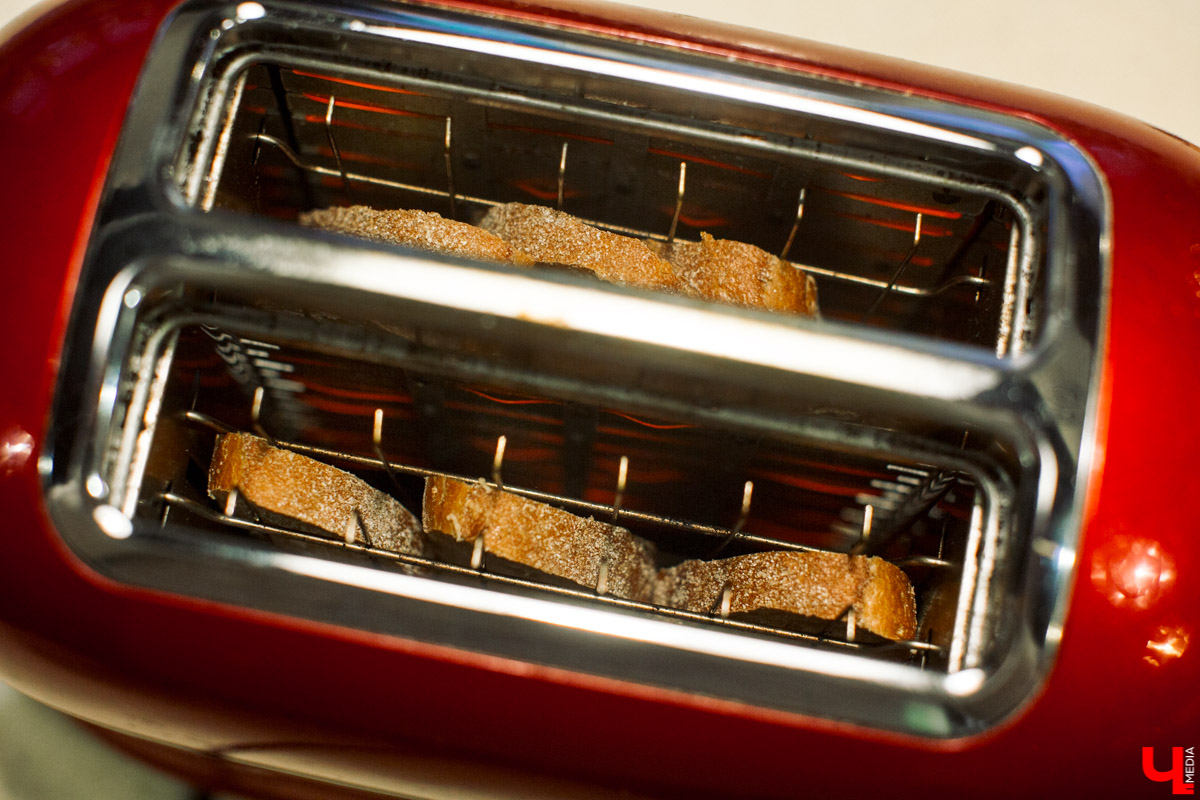 Тимофей Копылов готовил угощение из ненавистной печенки, варил варенье из лука и укрощал сверхмощный блендер в Roulet