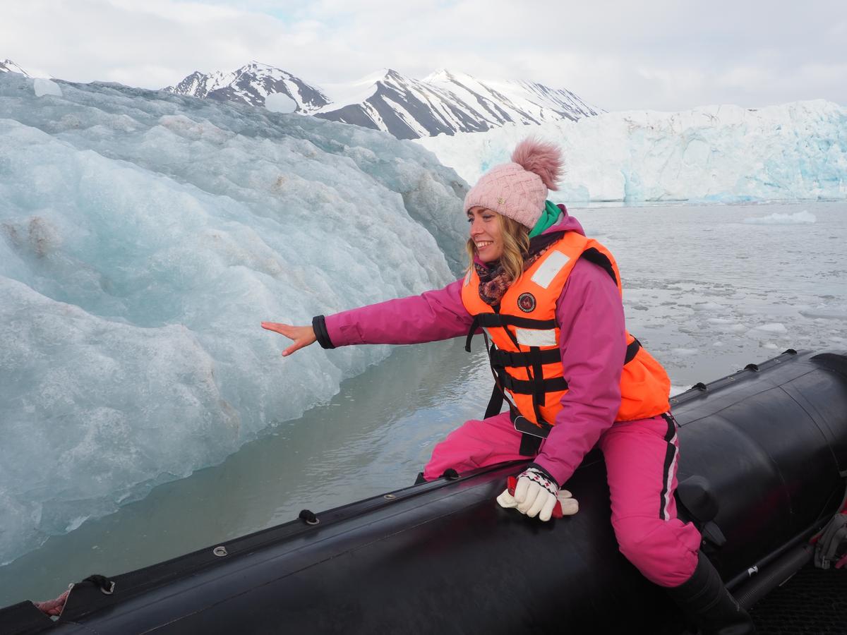 Алена Антонова вернулась из Антарктиды