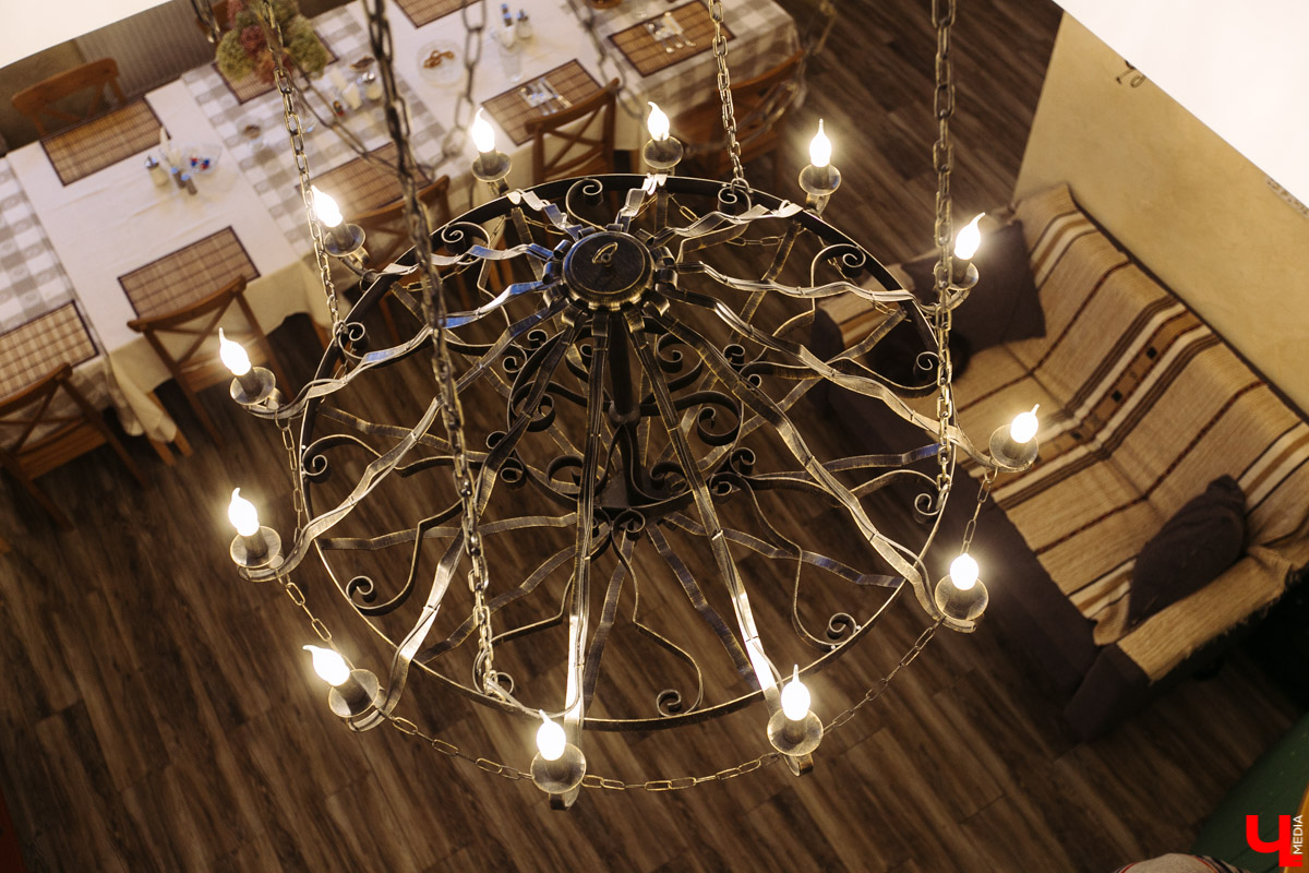 Обычно уезжают из маленьких городков в столицу. У Марии Поляковой все случилось наоборот. Она переехала из Москвы в Суздаль. И вот что из этого получилось