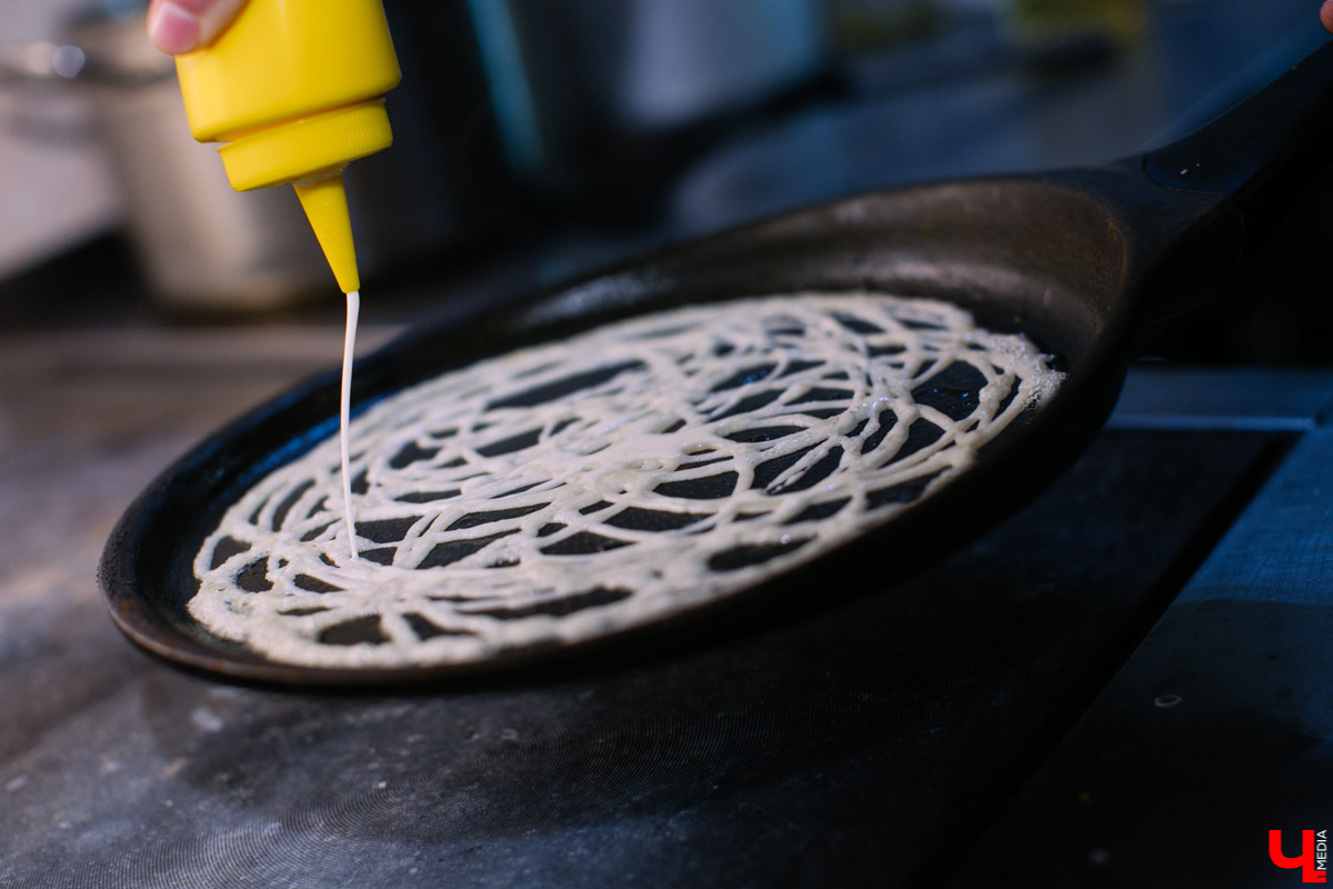 Рецепт кружевных блинов к Масленице от шеф-повара ресторана