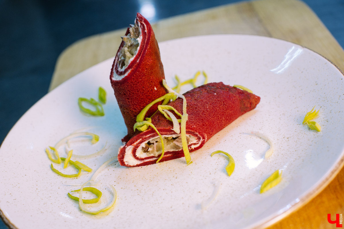 Рецепт красных блинов к Масленице от шеф-повара ресторана