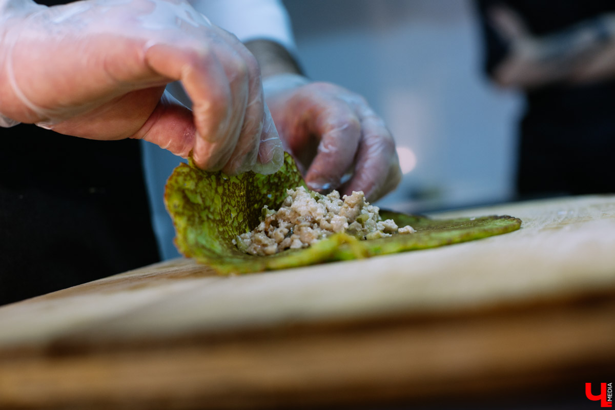 Рецепт зеленых блинов к Масленице от шеф-повара ресторана