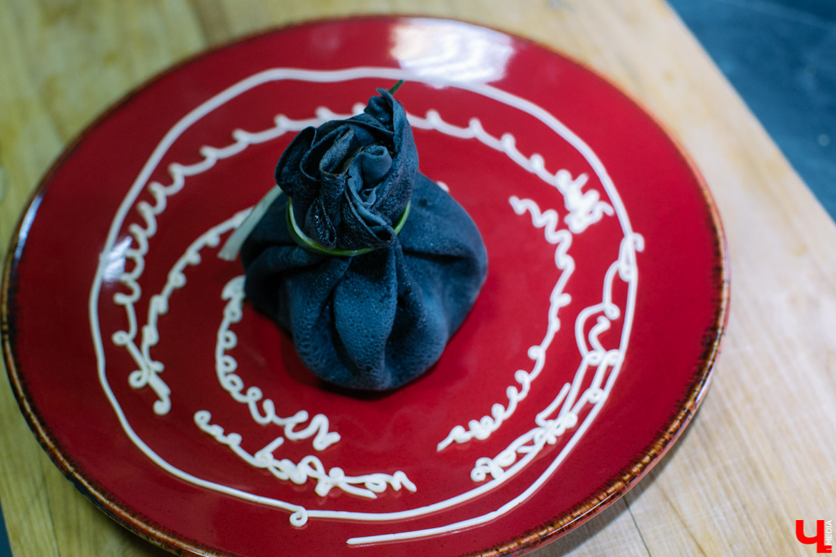 Рецепт черных блинов к Масленице от шеф-повара ресторана