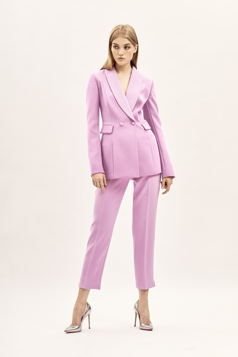 Весенне-летний лукбук 2019 года от дизайнера Александра Терехова