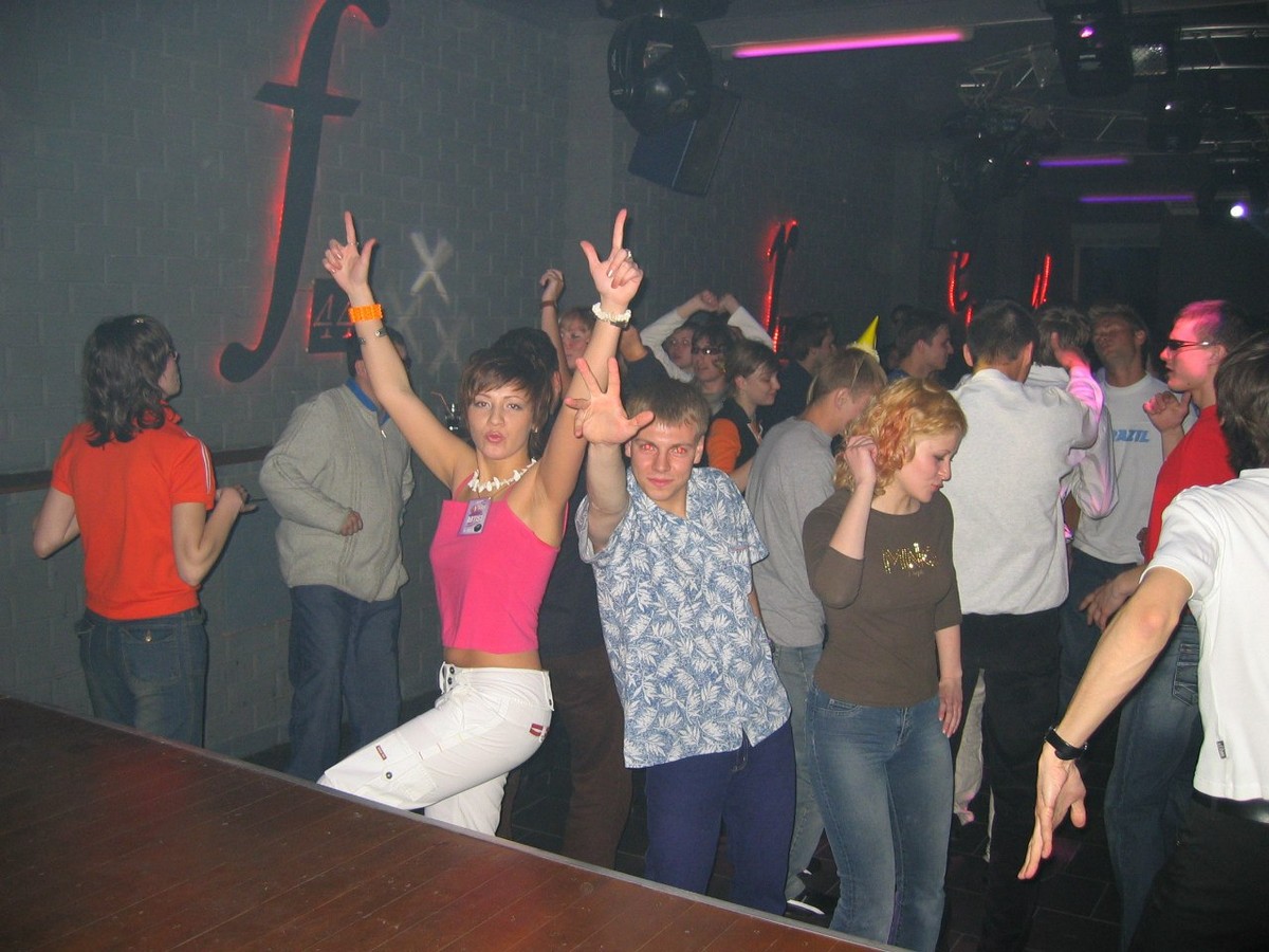 Открытие ночных клубов, бары, рестораны, фестивали и оупен-эйры Владимира 10 лет назад в воспоминаниях горожан