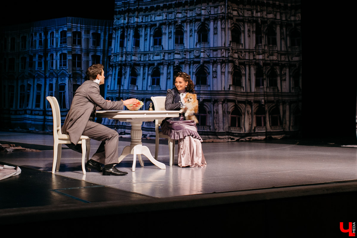 Премьера “Доходного места” прошла во Владимире с аншлагом, и пробудила у зрителей неприятные ассоциации