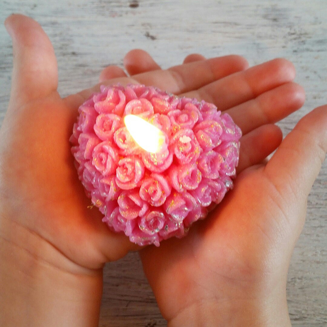 Свечных дел мастер, парфюмер, таксидермист - редкие профессии, которым владимирцы научились сами. Об удивительных навыках они рассказали нам