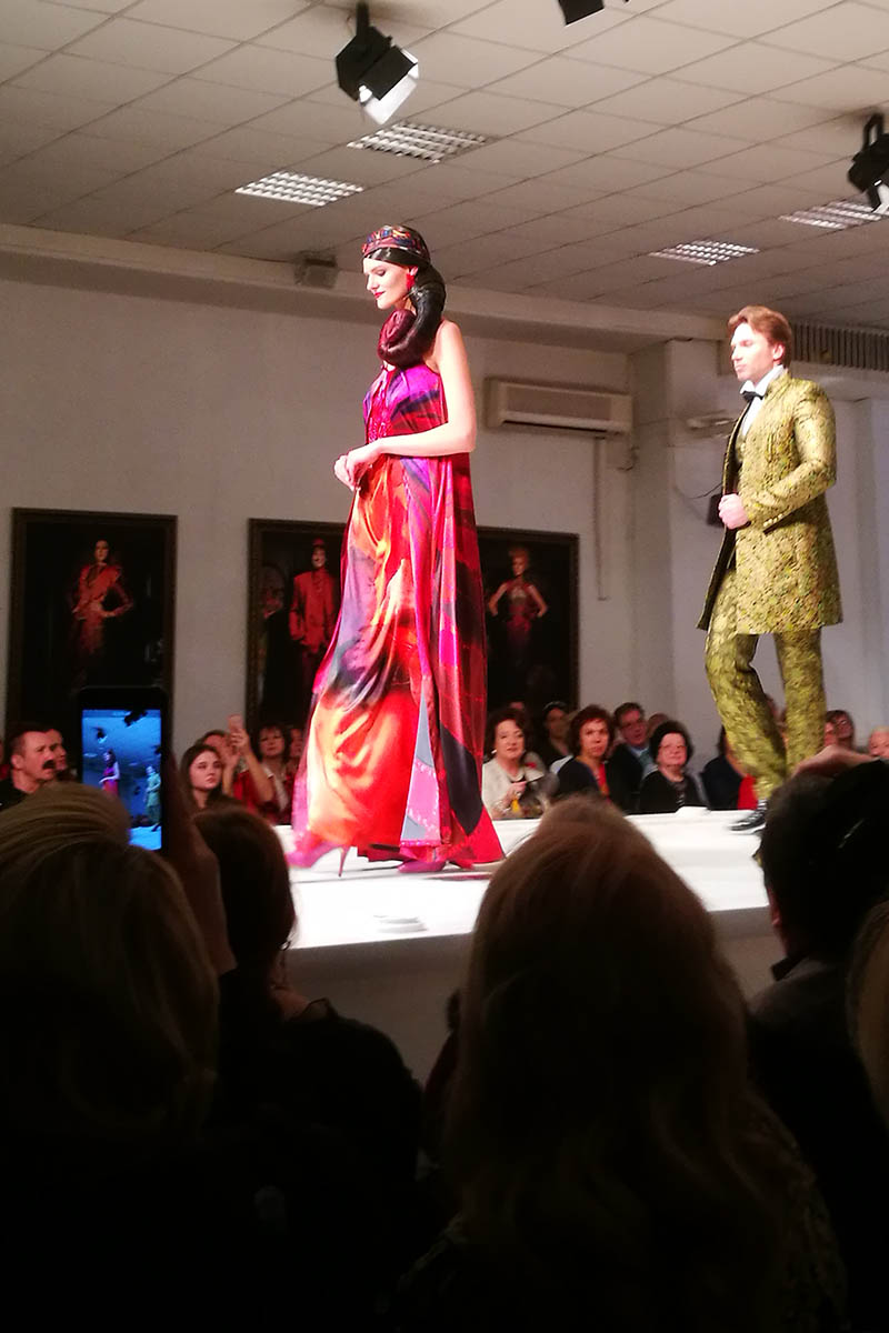 Коллекция одежды «Подмосковные вечера» театра-студии моды «Глория»