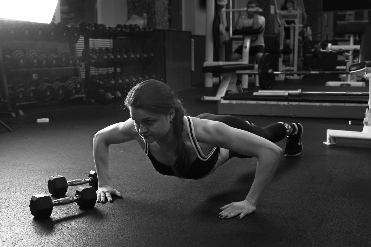 Надежда Сухопарова - бодибилдер