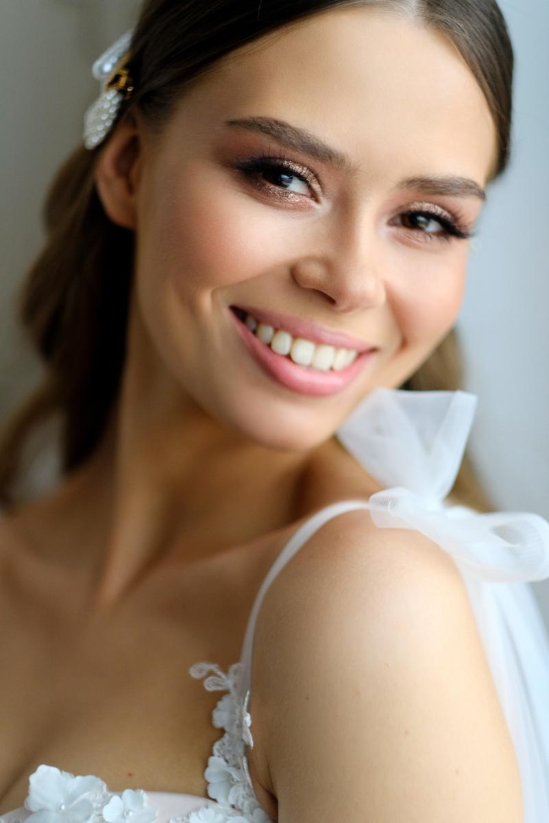 Во Владимире прошло ежегодное мероприятие «Завтрак с невестой», где специалисты бьюти-индустрии презентовали 10 актуальных образов свадебной моды сезона 2019