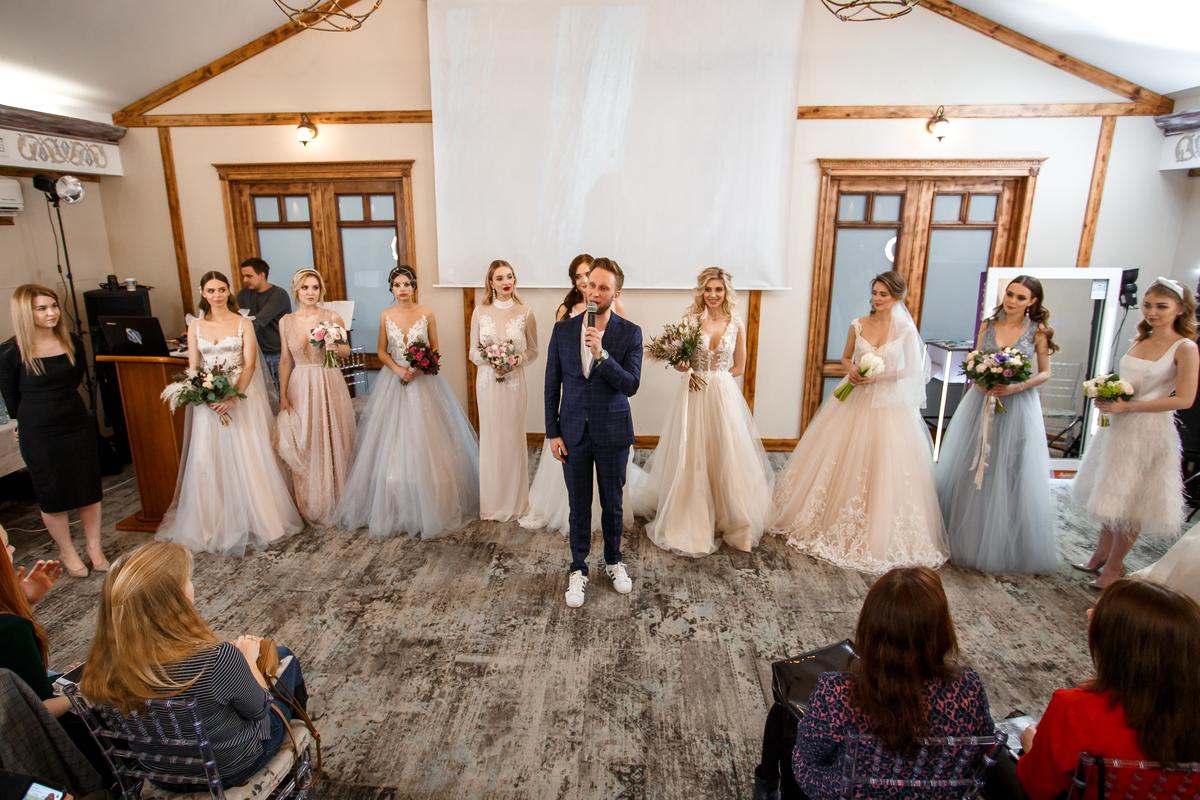 Во Владимире прошло ежегодное мероприятие «Завтрак с невестой», где специалисты бьюти-индустрии презентовали 10 актуальных образов свадебной моды сезона 2019