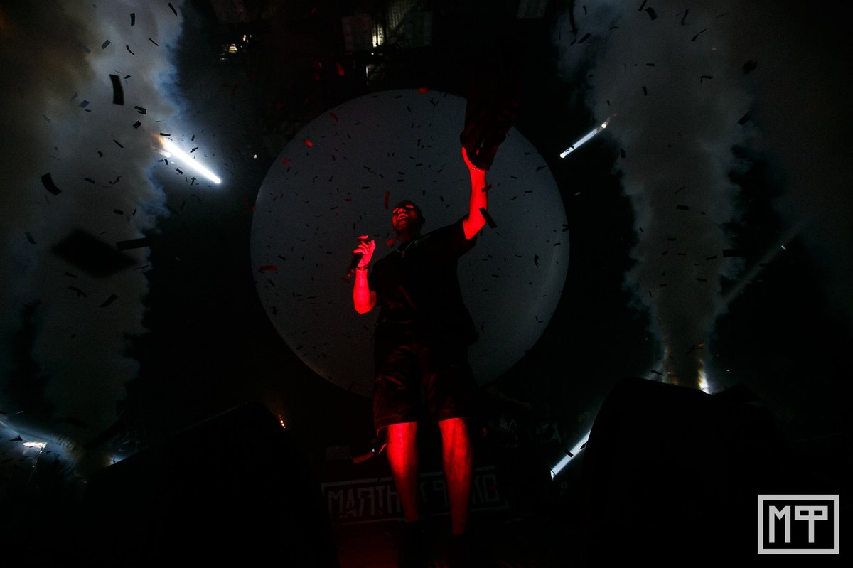 Владимирский рэпер Егор Иванов (в мире хип-хопа BLESSWOOD) вошел в число претендентов, которые могут выступить на фестивале “Маятник Фуко”