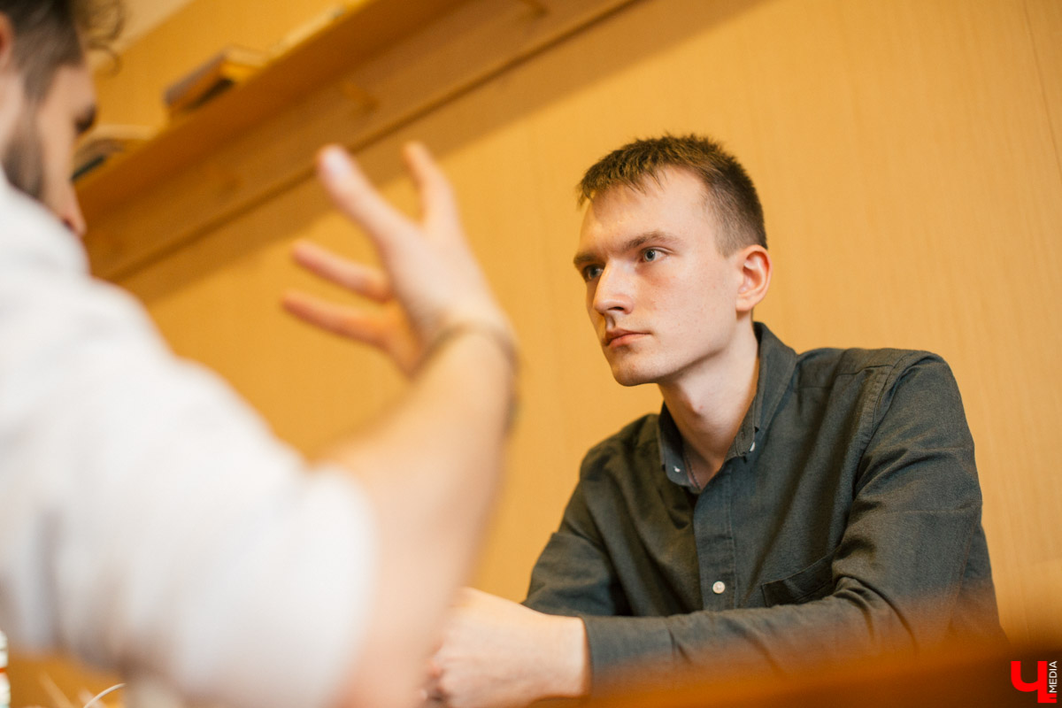 Интервью с фрилансером Дмитрием Чернышевым, который зарабатывает на жизнь в сфере SMM