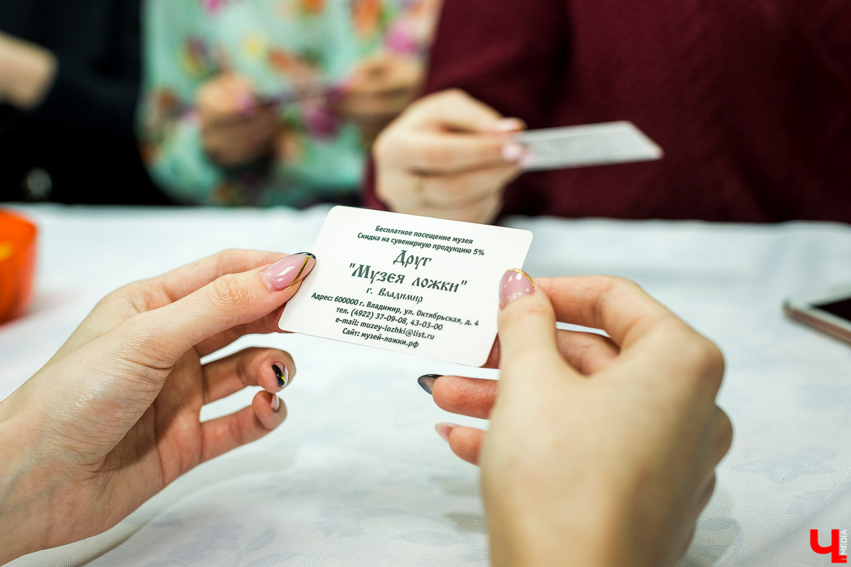 Студенты ВлГУ приняли участие в интересном исследовании и получили ценные призы. Чем занимались филологи и как их наградили?