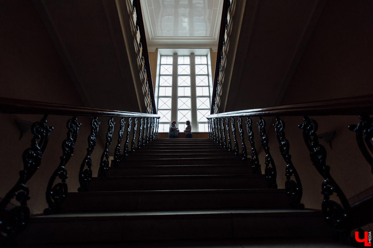 На телеканале “Россия” стартовало новое шоу “Ну-ка, все вместе” . В нем певцов оценивают сразу 100 членов жюри. Среди них - наша землячка Лариса Семина. Она рассказала о работе на самом неподкупном ТВ-конкурсе