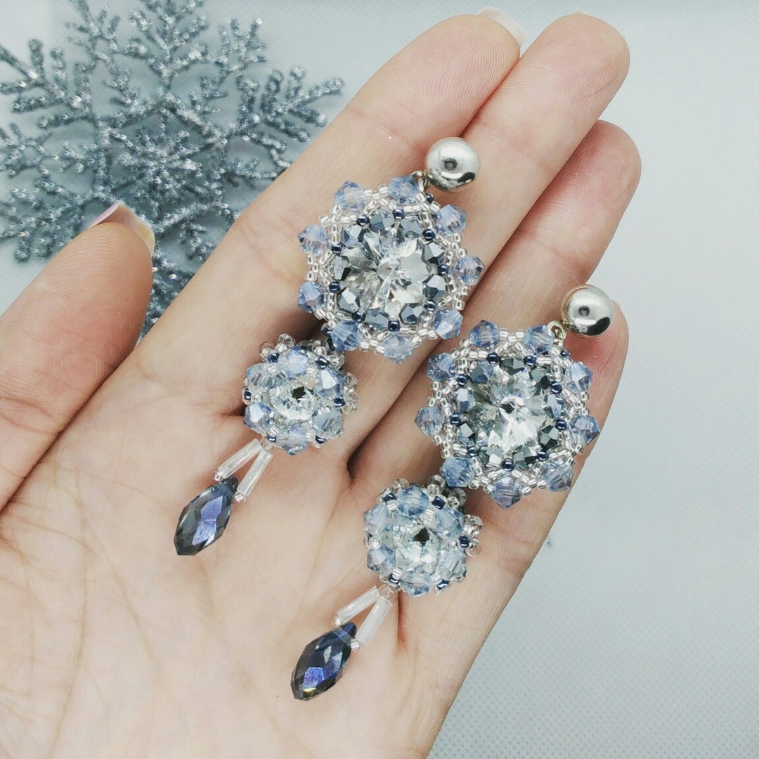 Три девушки создают бижутерию своими руками. Чем они вдохновляются и из чего создают украшения? Выясняем