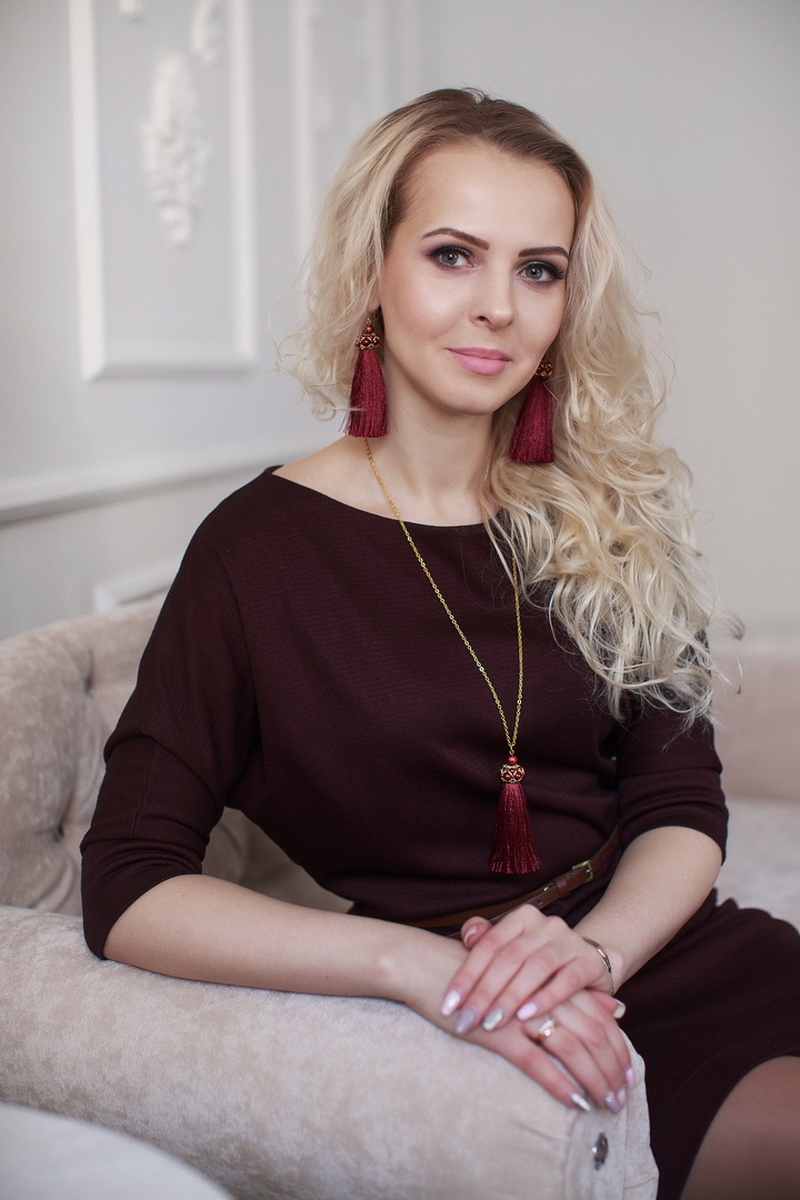 Три девушки создают бижутерию своими руками. Чем они вдохновляются и из чего создают украшения? Выясняем