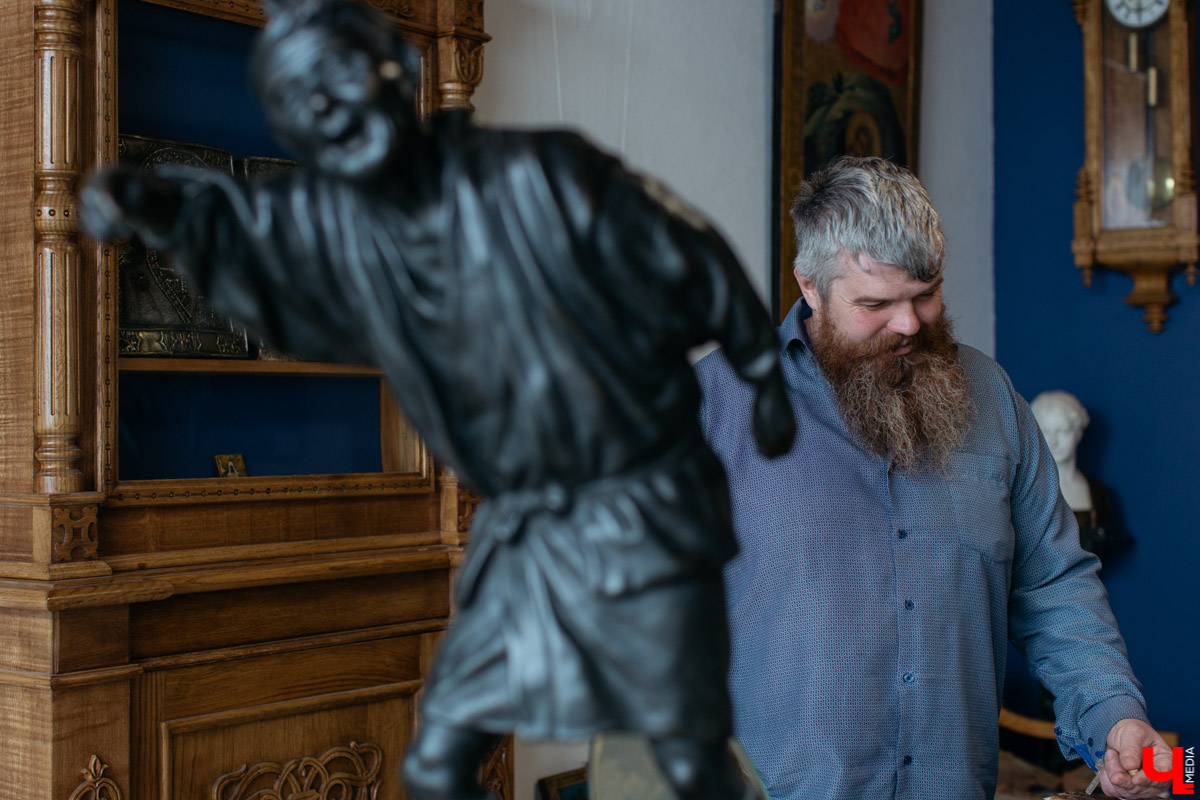 Денис Лапин, экскурсовод