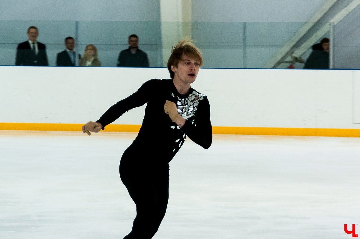 31 марта в ледовом комплексе “Владимир” завершился Кубок Ирины Слуцкой, в котором приняли участие 470 фигуристов со всей России