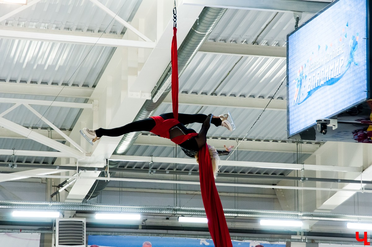 31 марта в ледовом комплексе “Владимир” завершился Кубок Ирины Слуцкой, в котором приняли участие 470 фигуристов со всей России