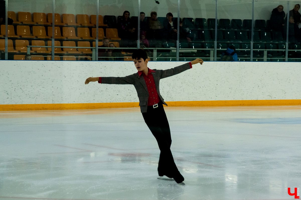 31 марта в ледовом комплексе “Владимир” завершился Кубок Ирины Слуцкой, в котором приняли участие 470 фигуристов со всей России