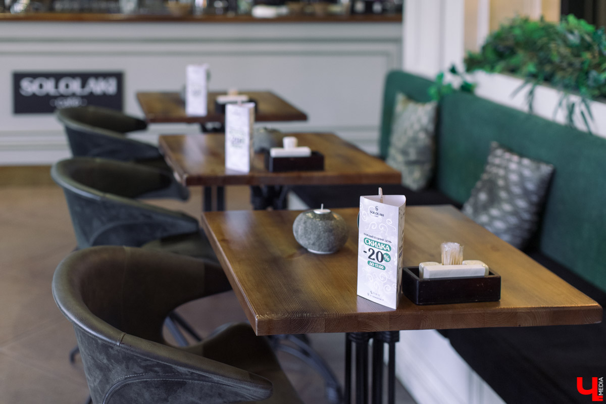 С давних времен путников, желающих познать вкус традиционной грузинской кухни, отправляли в Сололаки. Этот исторический район в центре Тбилиси по-прежнему хранит в себе атмосферу старого города. А знаете ли вы, что свой маленький «Сололаки» теперь есть и в центре древнего Владимира?