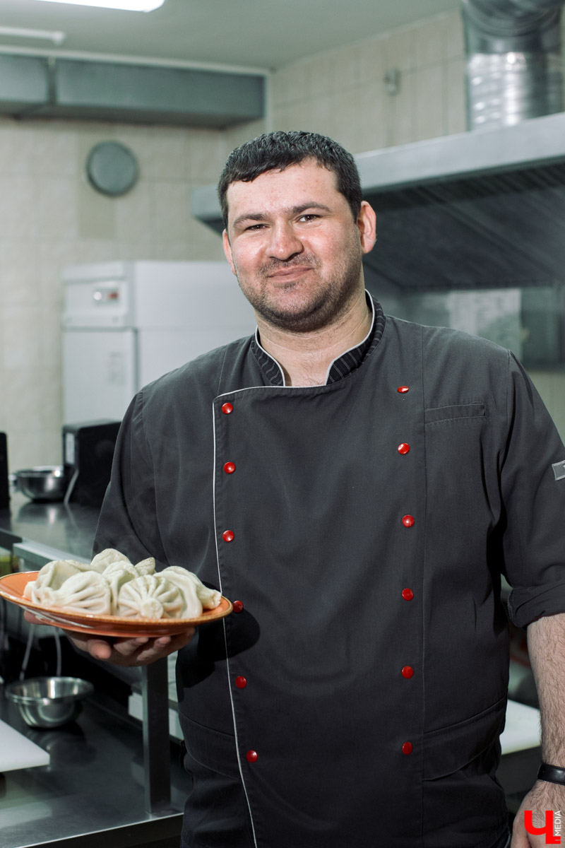 С давних времен путников, желающих познать вкус традиционной грузинской кухни, отправляли в Сололаки. Этот исторический район в центре Тбилиси по-прежнему хранит в себе атмосферу старого города. А знаете ли вы, что свой маленький «Сололаки» теперь есть и в центре древнего Владимира?