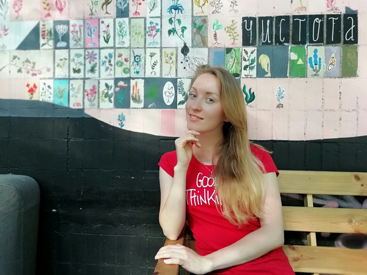 Трое владимирских поэтесс - Екатерина Лебедь, Майя Лукина и Наталья Глазкова - рассказали о своем творчестве и поделились своими стихами