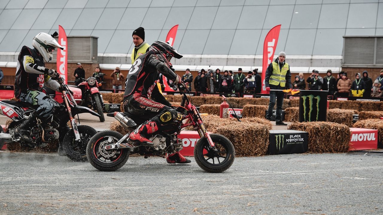 Flat Track - Motul In Dust We Trust