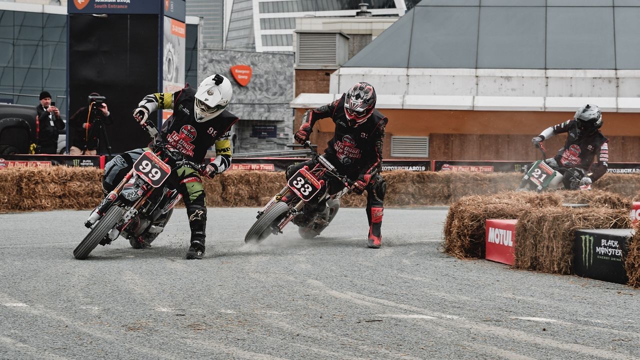 Flat Track - Motul In Dust We Trust
