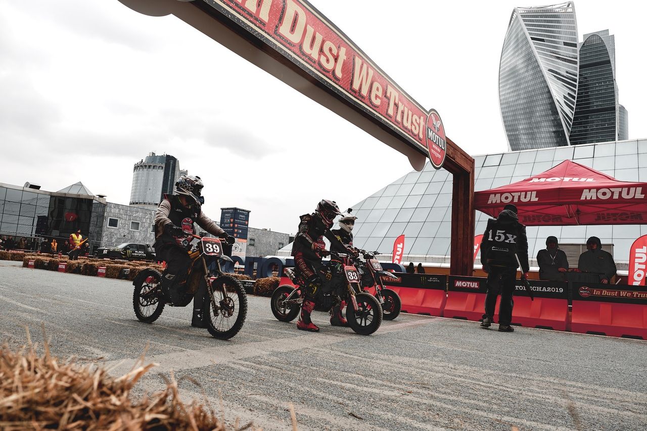 Flat Track - Motul In Dust We Trust