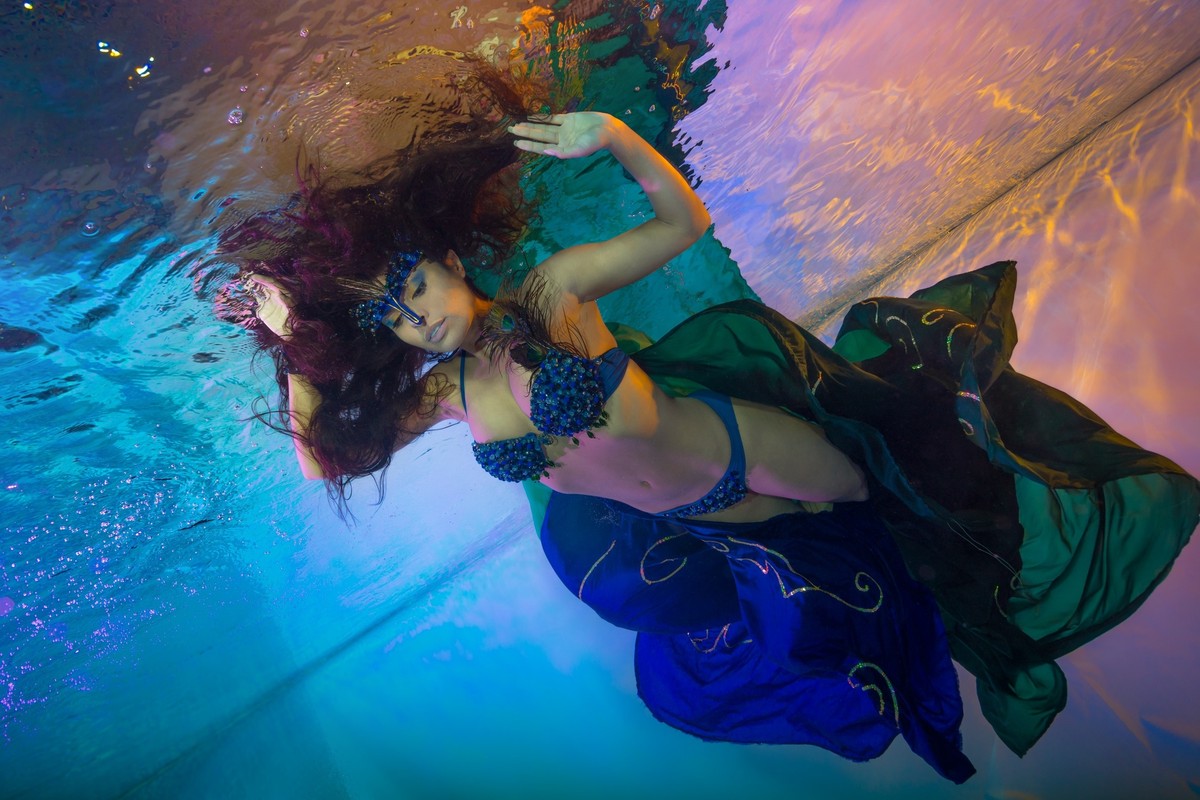 Евгения Хренова стала участницей конкурса “Архитектура и мода. XX и XXI век” и заняла третье место в двух номинациях